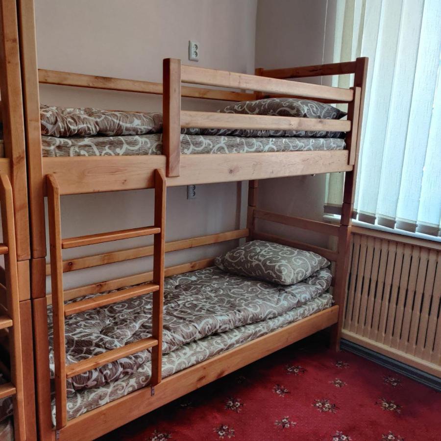 Uneed Sport Hostel Odessa Exterior photo